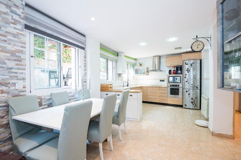 Foto fd785348-9da5-48c9-b79a-7829de1eb839. Pis amb calefacció aparcament piscina a Can Girona - Terramar - Vinyet Sitges