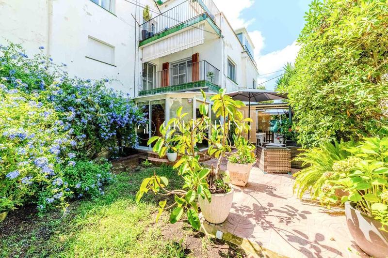 Foto 64c97423-8037-42bd-afd8-eeb0c50a0dda. Piso planta baja con jardín en la zona del vinyet en Sitges