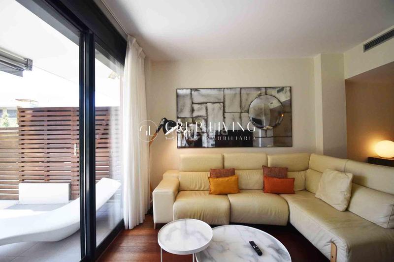 Foto baf64c75-1d2b-44b2-9154-17db573cce9a. Piso amplitud, luz y ubicación inmejorable en La Plana Sitges