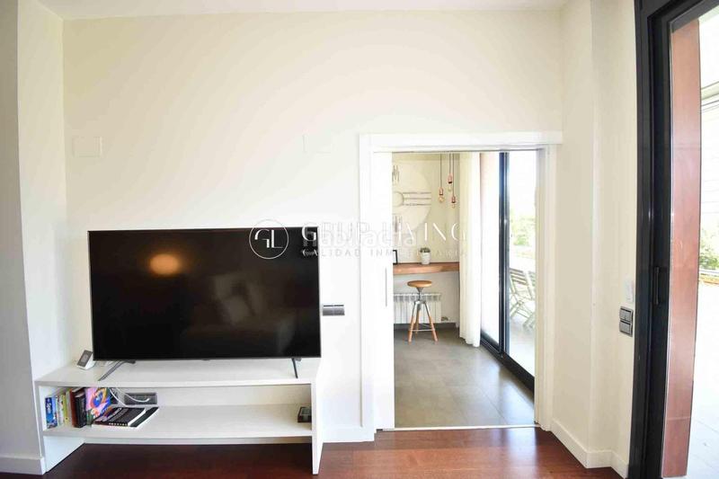 Foto dddf2d3c-127d-43c0-b092-932457660bb8. Piso amplitud, luz y ubicación inmejorable en La Plana Sitges