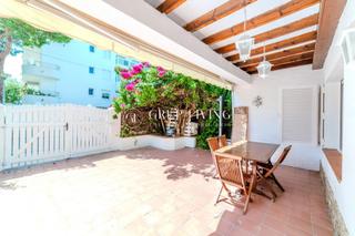 Piso en Can Girona - Terramar - Vinyet. Encantadora planta baja en el vinyet