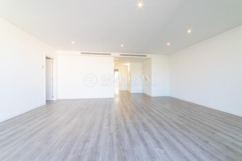 Foto 6853d5c7-c600-4c6b-b93c-3c5eaf55474a. Location appartement avec chauffage parking piscine dans Sitges