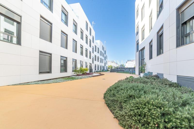 Foto b9ca5c37-2cf0-405a-b3ec-a947e0166fc2. Location appartement avec chauffage parking piscine dans Sitges