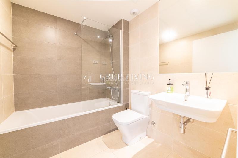 Foto e20fb20f-8bab-41f9-8c97-5f6e3a6382bd. Location appartement avec chauffage parking piscine dans Sitges