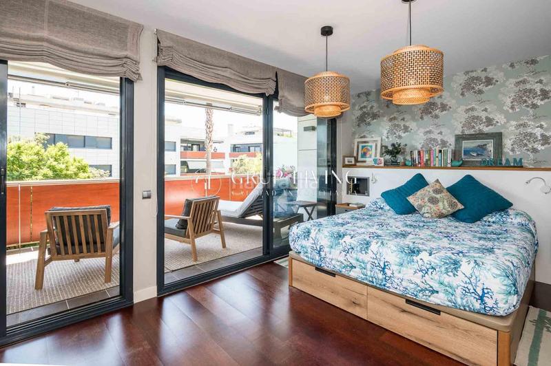 Foto 4b2c938b-6a32-441d-8811-5505d184466e. Piso un piso único en la exclusiva zona de La Plana en Sitges