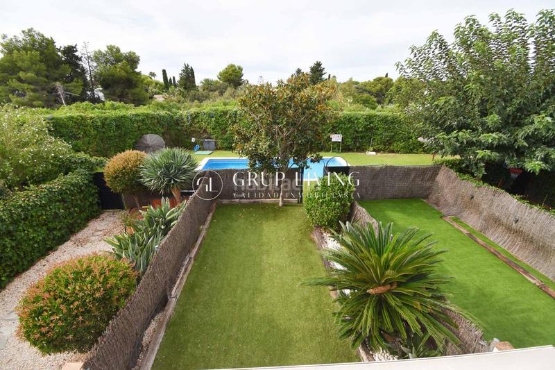 Foto 8b63ac0f-8e0d-4e25-8130-2d76aa16a058. Alquiler casa magnífica casa en Centre Sant Pere de Ribes