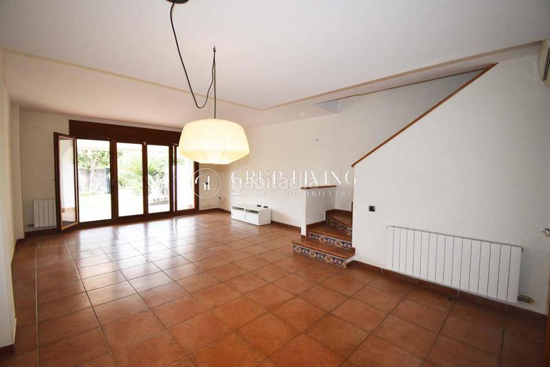 Foto 8c95590d-5fbd-460a-9b43-078ef2197d9c. Alquiler casa magnífica casa en Centre Sant Pere de Ribes