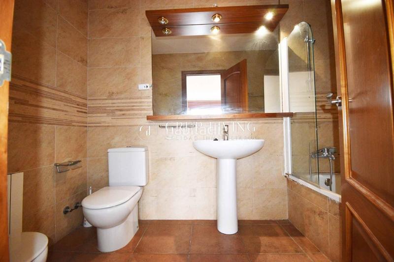 Foto 750dffa8-3433-461a-8d2a-429ef59823d1. Lloguer casa amb calefacció aparcament piscina a Sant Pere de Ribes