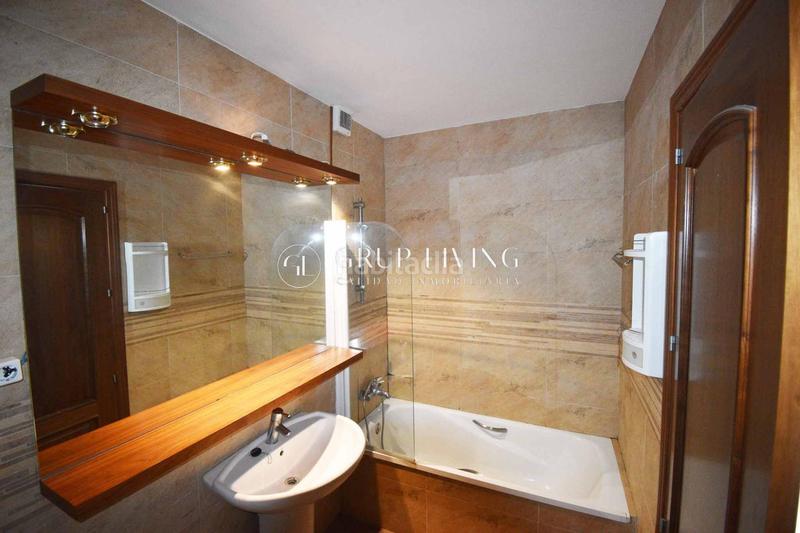 Foto d4e1be3d-cd59-4392-b4e8-05a1d1f12e2c. Location maison avec chauffage parking piscine dans Sant Pere de Ribes