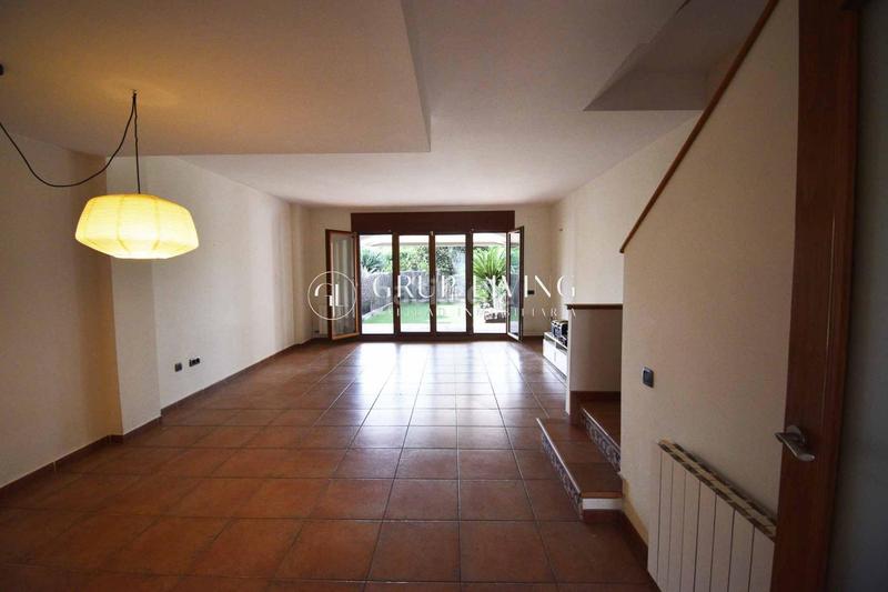 Foto c05704e4-d1df-4a5c-a328-86ad9f0468d2. Rent house with heating parking pool in Centre Sant Pere de Ribes