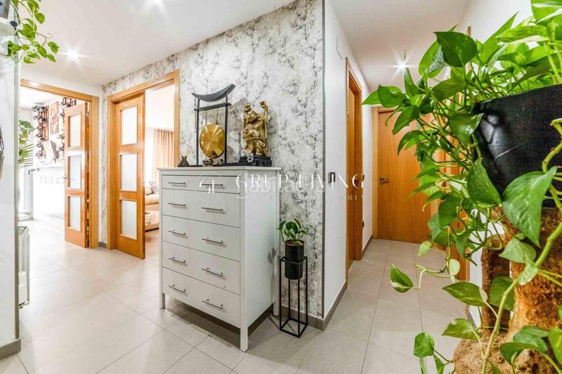 Foto 1bdb7de4-9ab3-4571-9775-baf10e683658. Etagenwohnung mit heizung parking in Cabanyes (Les)