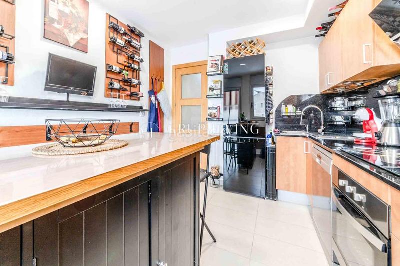 Foto 6414b7b8-7576-4c52-a361-71826148501e. Etagenwohnung mit heizung parking in Cabanyes (Les)