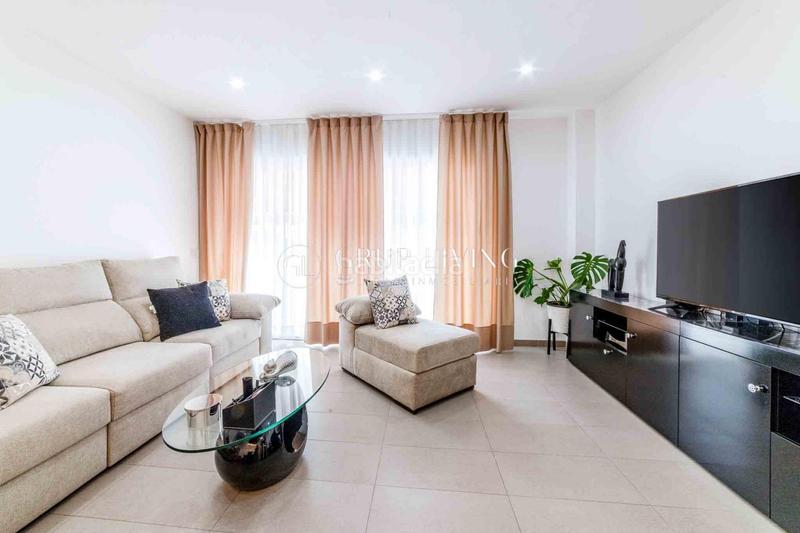 Foto dbb83813-628b-413e-8f14-cdbdd74f8734. Etagenwohnung mit heizung parking in Cabanyes (Les)