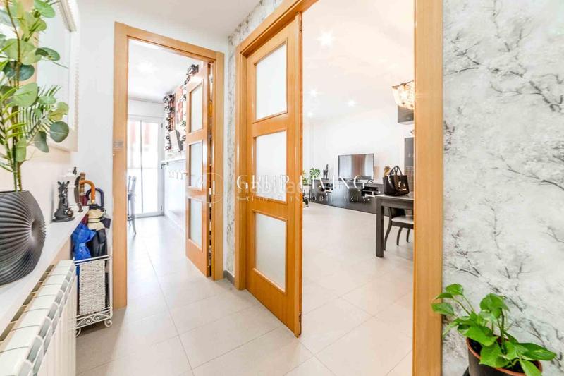 Foto e167937d-6ecb-4b5c-b163-7aaf894f366d. Etagenwohnung mit heizung parking in Cabanyes (Les)