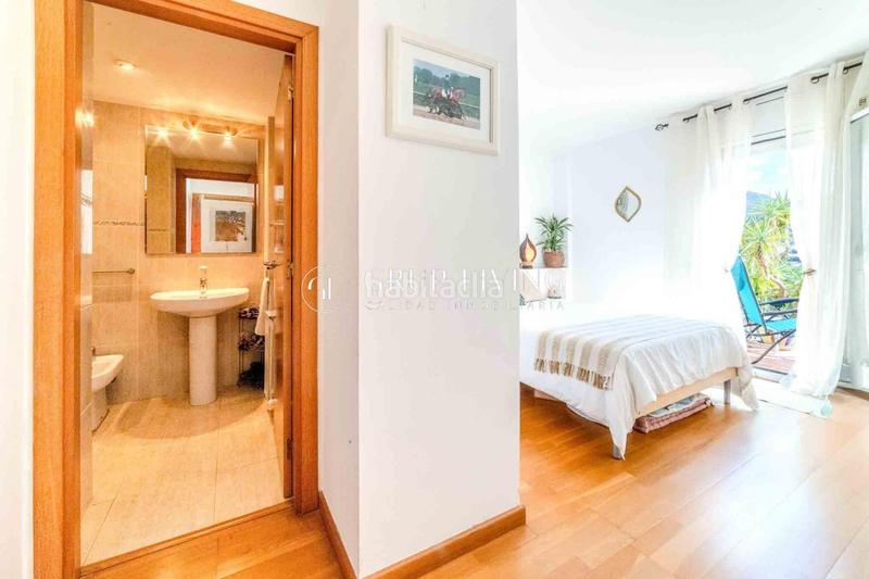 Foto 1150ce77-6f47-4737-90a7-ead1d92d7865. Piso ático dúplex con espectaculares vistas al mar y en Sitges