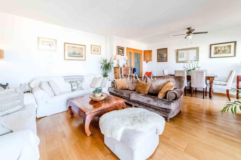 Foto a8d4dcfb-9dfb-4098-aae2-f9165e032c51. Piso ático dúplex con espectaculares vistas al mar y en Sitges
