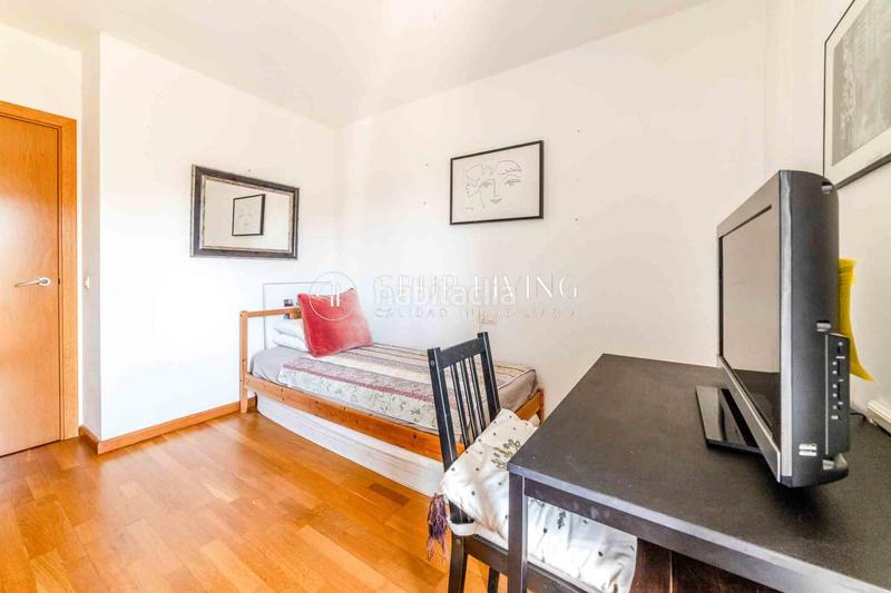 Foto f2decf1c-f344-4270-a3b3-162a2bed4f3d. Piso ático dúplex con espectaculares vistas al mar y en Sitges