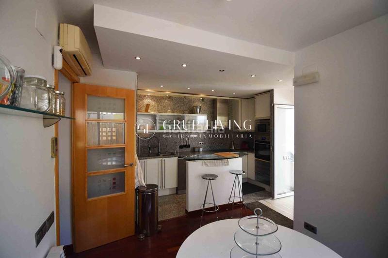 Foto 15a43134-575e-46ff-827a-c852896fda50. Lloguer casa amb aparcament piscina a Levantina - Montgavina - Quintmar Sitges
