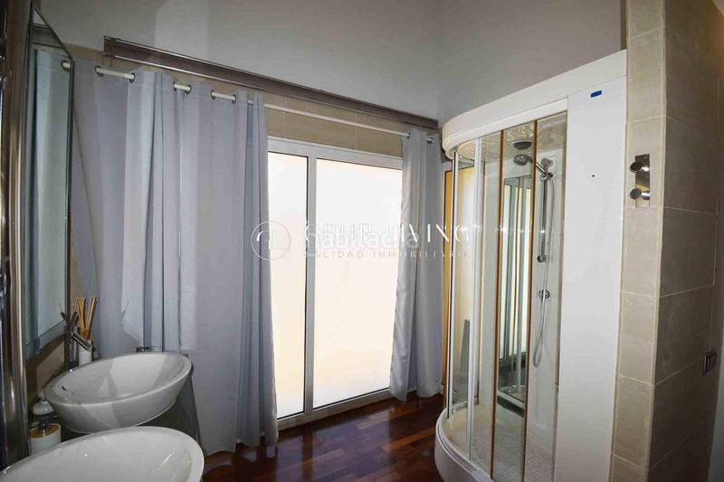Foto 41f9ecb8-1693-454c-b850-ced610b45e3e. Lloguer casa amb aparcament piscina a Levantina - Montgavina - Quintmar Sitges