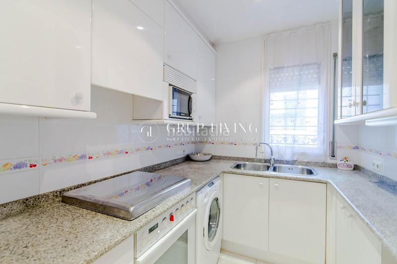 Foto 4d3d8280-5a4f-4ef5-9249-9632a356683d. Rent flat with heating parking pool in Can Girona - Terramar - Vinyet Sitges