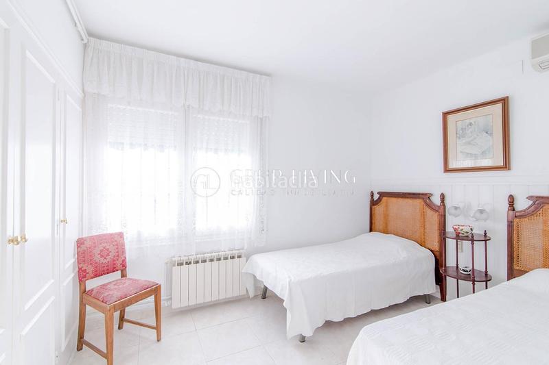 Foto bf7ff3e8-777f-4cf4-b00c-d3a7a68d3363. Rent flat with heating parking pool in Can Girona - Terramar - Vinyet Sitges