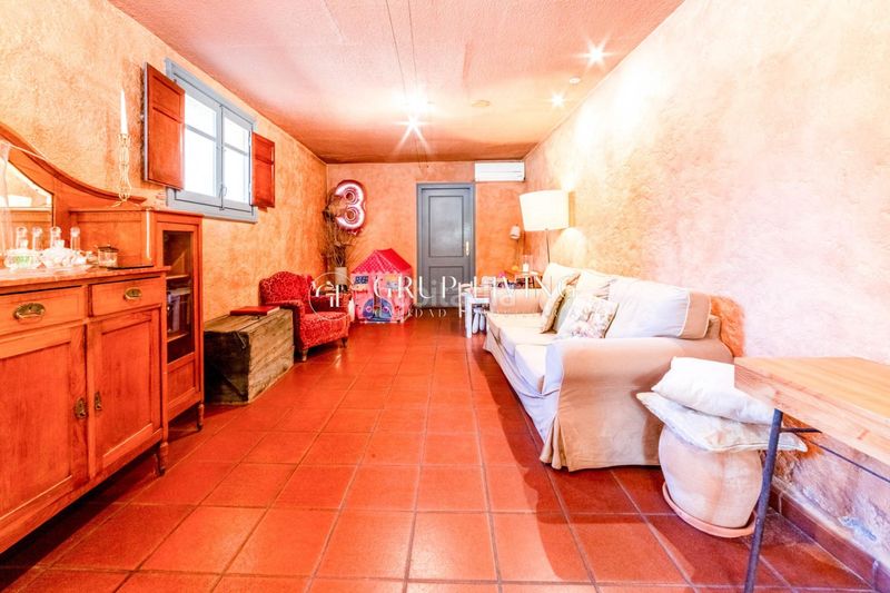 Foto fe9ad623-bf8b-43e1-a281-5a436c2c6aec. Casa amb calefacció a Subirats