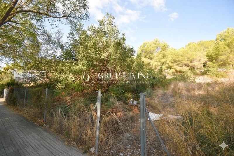 Foto 8f37389c-27b5-4038-8cd2-41cf9b259228. Residential plot in Can Pei Sitges