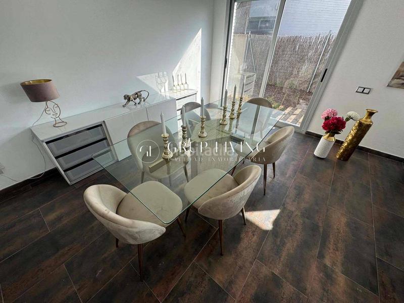 Foto f1bb3a9a-ec0b-4c8e-a459-0bc57a0abb48. Location maison avec chauffage parking piscine dans Sitges