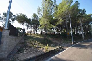 Wohngrundstück in Canyelles. Terreno prácticamente plano en les palmeres, canyelles