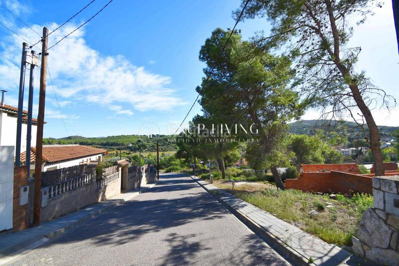 Foto 180857bb-c7b7-43c8-95cf-60bf7a349808. Terreno residenziale in Canyelles