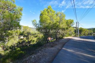 Wohngrundstück in Canyelles. Terreno con bonitas vistas en les palmeres, canyelles