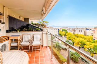 Piso en Els Molins - Pins Vens. Piso con vistas al mar en la tranquila zona dels molins