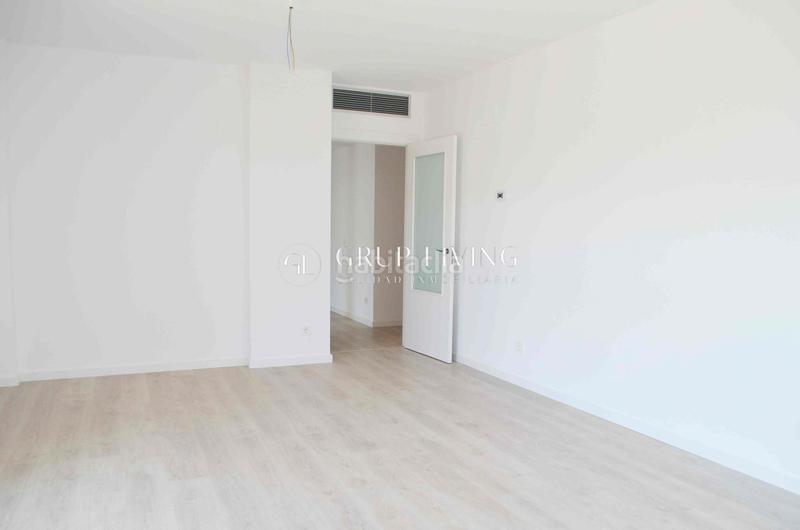 Foto 5db5c485-2b85-4abc-b3a8-25702f6dbe8d. Location appartement avec chauffage piscine dans La Plana Sitges