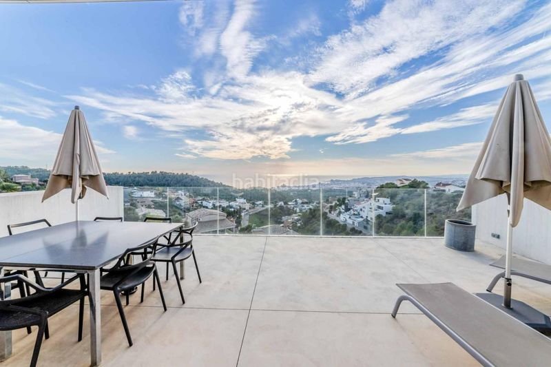 Foto fb1ab866-1c82-42ae-9e07-e4b277a85716. Casa amb calefacció aparcament piscina a Levantina - Montgavina - Quintmar Sitges