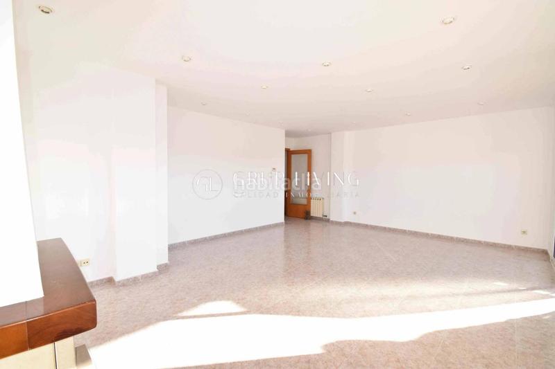 Foto bbbc1cb1-d712-4b91-83b9-99e60f1e5ed4. Alquiler piso ático dúplex luminoso en Centre Sant Pere de Ribes