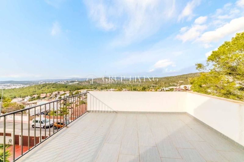 Foto 5ed9acb7-0c9c-410e-a111-122a9785300f. Casa amb calefacció piscina a Levantina - Montgavina - Quintmar Sitges
