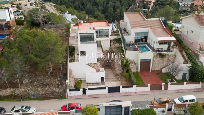 Foto 6cb60b08-acf8-42eb-a2b0-18ad9b5813c0. Casa amb calefacció piscina a Levantina - Montgavina - Quintmar Sitges