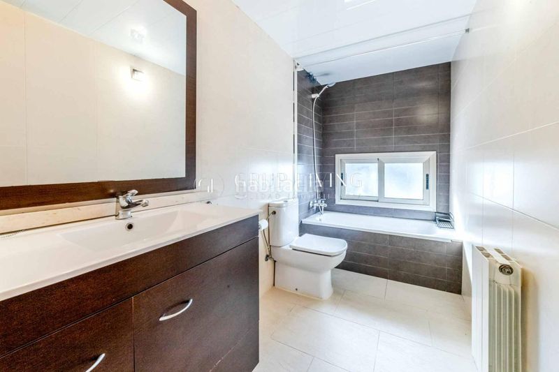 Foto d2a21f55-f575-4be9-893c-b92165d9798c. Casa amb calefacció piscina a Levantina - Montgavina - Quintmar Sitges