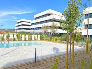 Location Appartement à La Plana. Planta baja en la plana