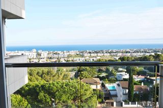 Piso en Vallpineda-Santa Bàrbara. Loft en santa barbara con impresionantes vistas al mar