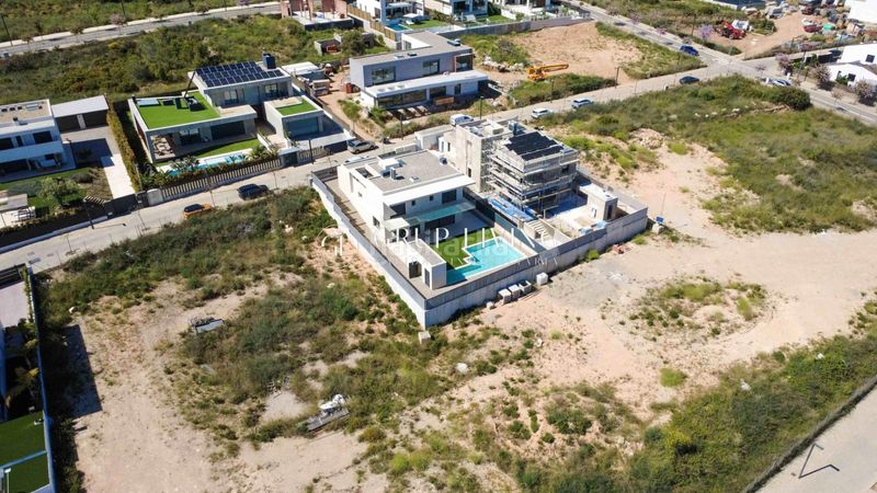 Foto 5013948d-947f-4f87-b6e9-0599e2930f03. Casa amb calefacció aparcament piscina a Can Pei Sitges
