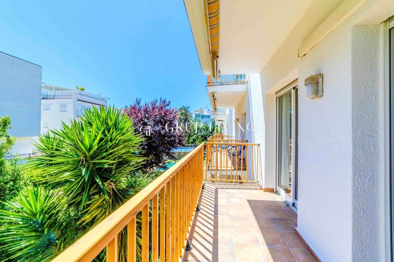 Foto 90e2cee7-a312-497a-94c3-17d9baafbc83. Casa amb calefacció aparcament a Can Girona - Terramar - Vinyet Sitges