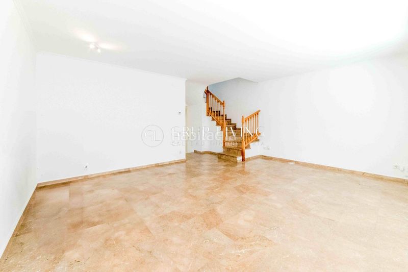 Foto b2c318a4-3de7-4828-94b5-1003cc177849. Casa amb calefacció aparcament a Can Girona - Terramar - Vinyet Sitges