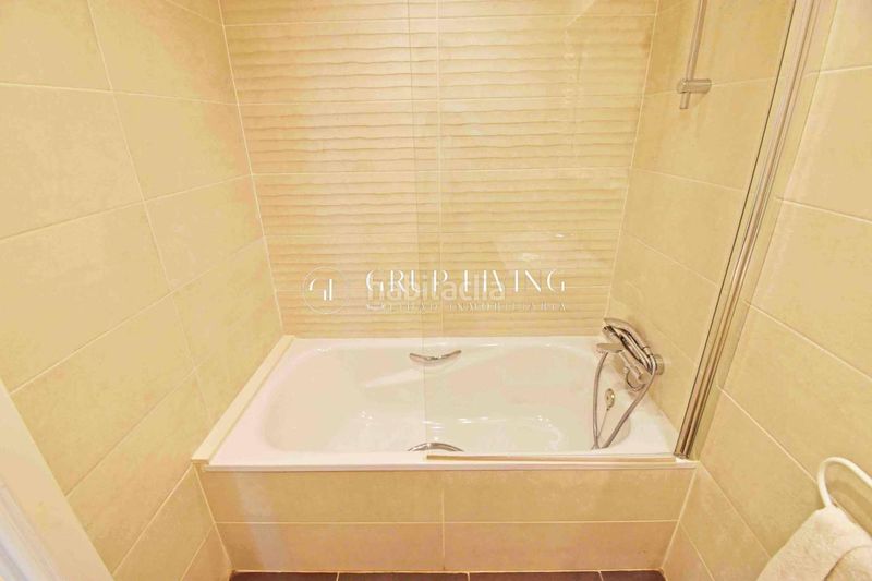 Foto 3d909530-a5d3-4d25-96ed-d7bb86c08eb7. Pis amb calefacció aparcament piscina a La Plana Sitges
