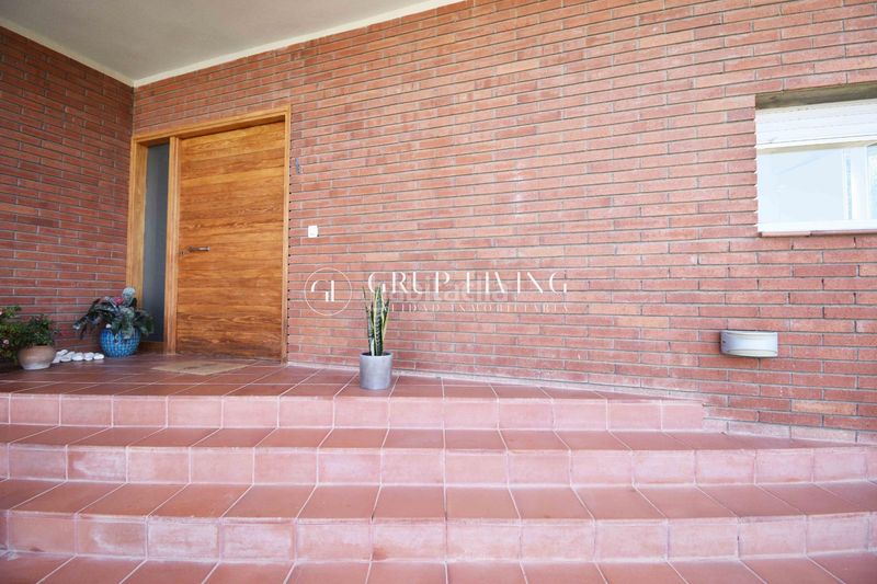 Foto 5387b980-c490-461b-8819-a8953723b6a4. Casa amb calefacció aparcament piscina a Levantina - Montgavina - Quintmar Sitges