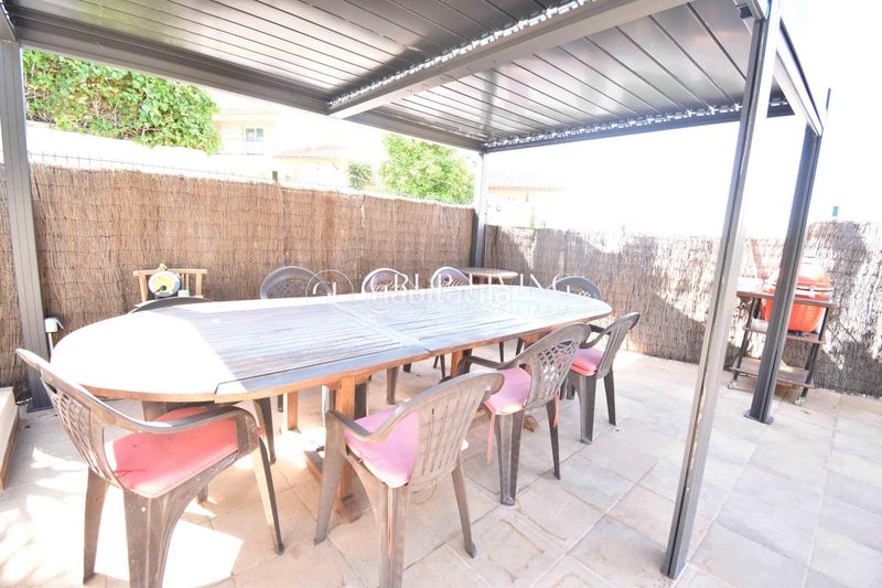 Foto ffd6b84b-e732-4df0-bfe4-fb429fa0d988. Casa amb calefacció aparcament piscina a Levantina - Montgavina - Quintmar Sitges