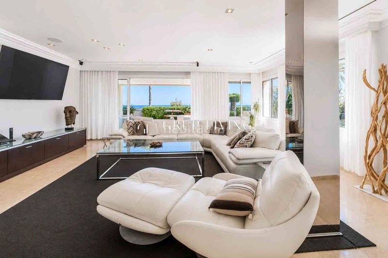 Foto 1183cd82-9409-4040-a863-74cdc2d85d2d. Casa amb calefacció aparcament piscina a Can Girona - Terramar - Vinyet Sitges