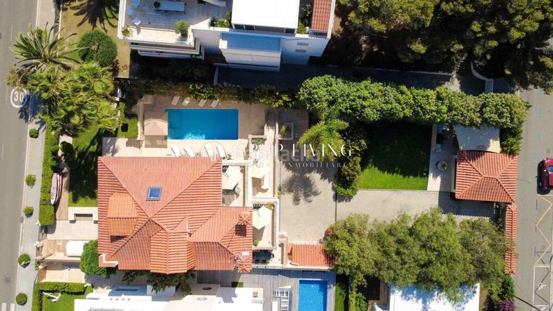 Foto 1ec50b72-0d66-4f3b-9988-c27372b68054. Casa amb calefacció aparcament piscina a Can Girona - Terramar - Vinyet Sitges
