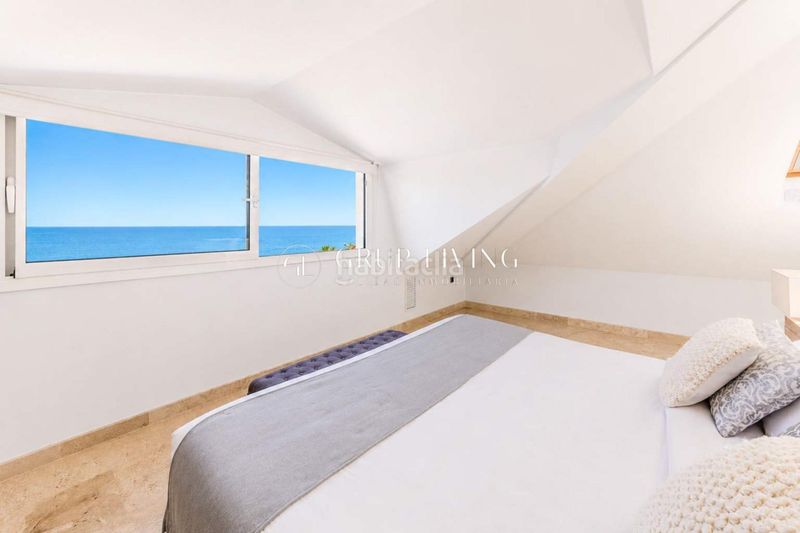 Foto 5c5963ba-a13e-4e3b-abe5-396136f31a2d. Casa amb calefacció aparcament piscina a Can Girona - Terramar - Vinyet Sitges