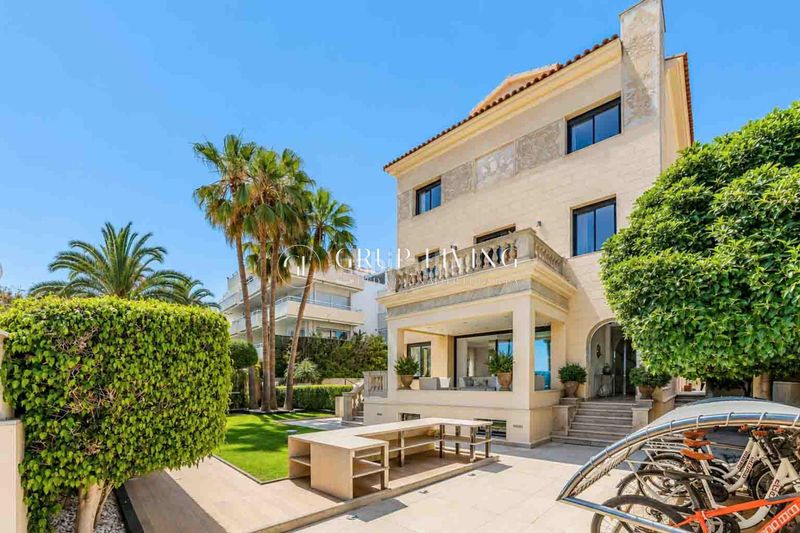 Foto 8df596be-385e-4f1b-9391-dd602f9c2437. Casa amb calefacció aparcament piscina a Can Girona - Terramar - Vinyet Sitges